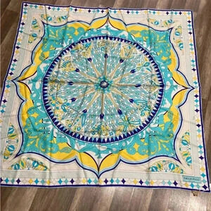 NWT Authentic Emilio Pucci Large Silk Made in Italy Fashion Abstract Scarf